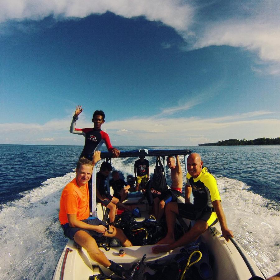 Pristine Paradise Dive Resort - Togean Islands, Una Una Pulau Unauna Extérieur photo