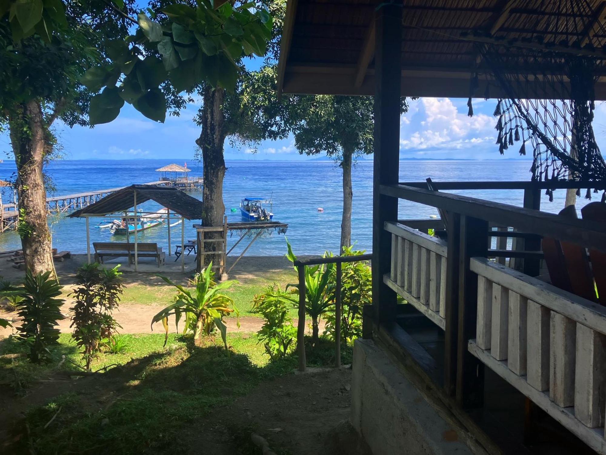 Pristine Paradise Dive Resort - Togean Islands, Una Una Pulau Unauna Extérieur photo