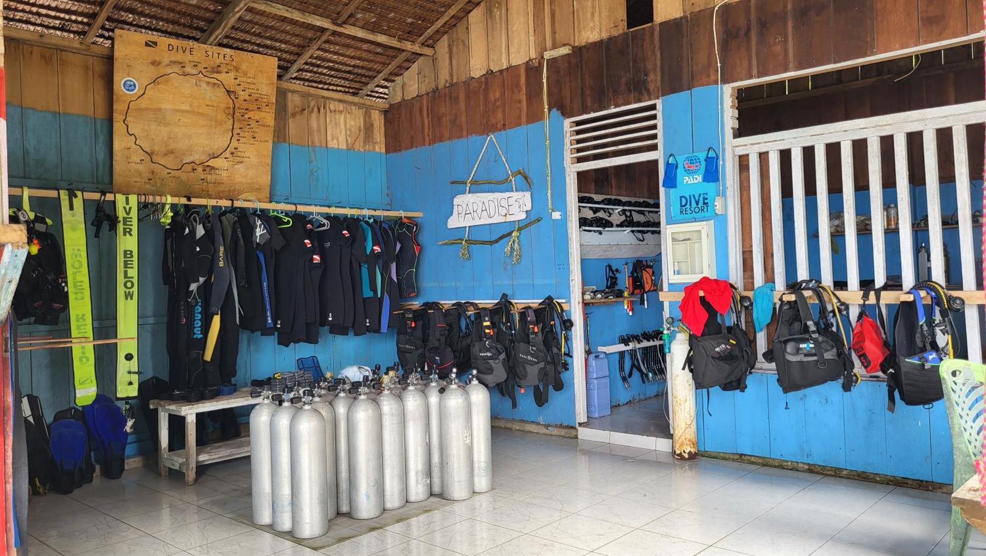 Pristine Paradise Dive Resort - Togean Islands, Una Una Pulau Unauna Extérieur photo
