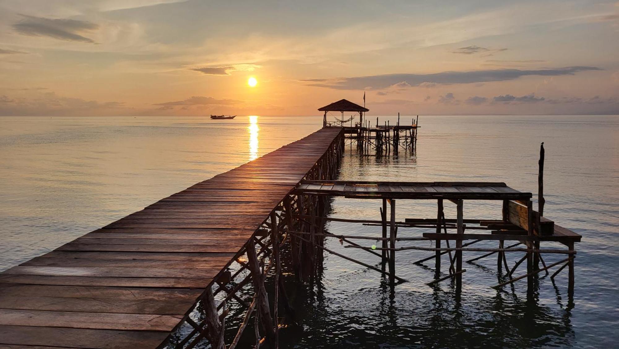 Pristine Paradise Dive Resort - Togean Islands, Una Una Pulau Unauna Extérieur photo
